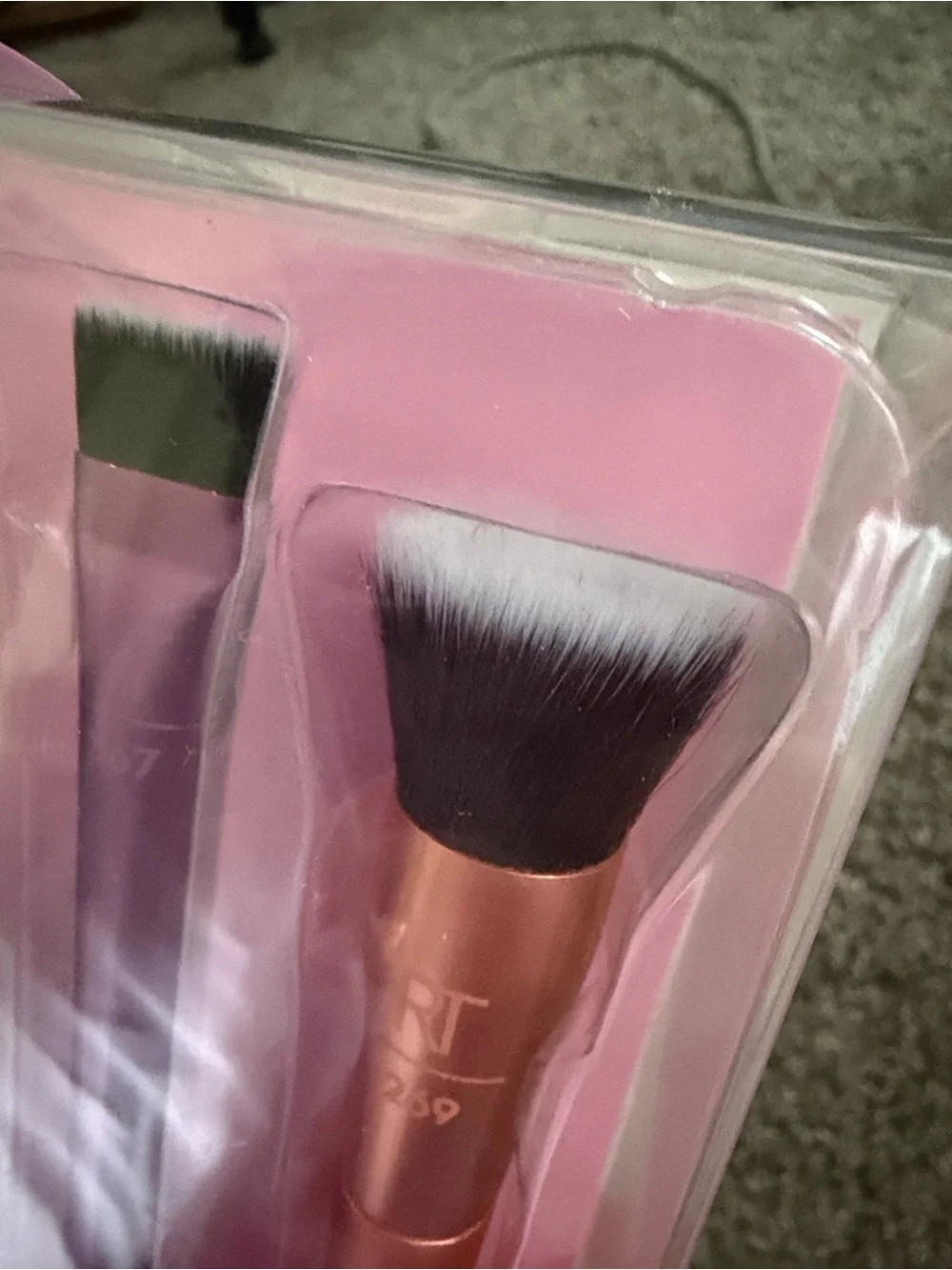 Real Techniques Big Blends Energy Brush * Dual sided puff set